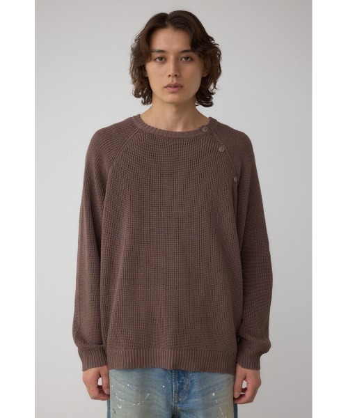 AZUL by moussy(アズールバイマウジー)の「ショルダーボタンニットトップス(ニット/セーター・メンズ・ブラック/ブラウン/ベージュ・SMALL/MEDIUM/LARGE)」の18枚目の写真