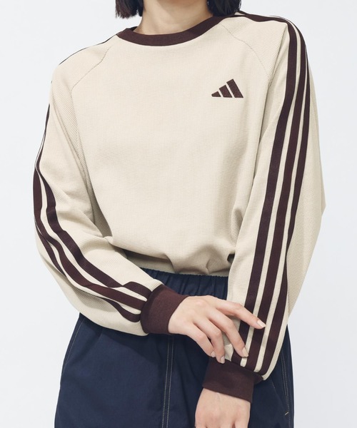 adidas(アディダス)の「【別注】アディダス adidas ワッフル スリーストライプス オーバーサイズフィット ロングスリーブTシャ 限定コラボ(Tシャツ/カットソー・レディース・オフホワイト/ブラウン/サンドグレー・S/M/L/XL)」の21枚目の写真