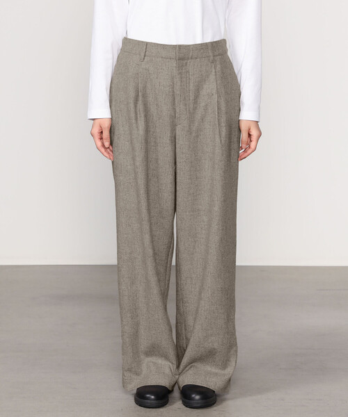 GYMPHLEX（ジムフレックス）の「Gymphlex | ウールツイル ストレートワイドパンツ WOMEN（その他パンツ・レディース・ベージュ/ダークネイビー・12/14）」の8枚目の写真
