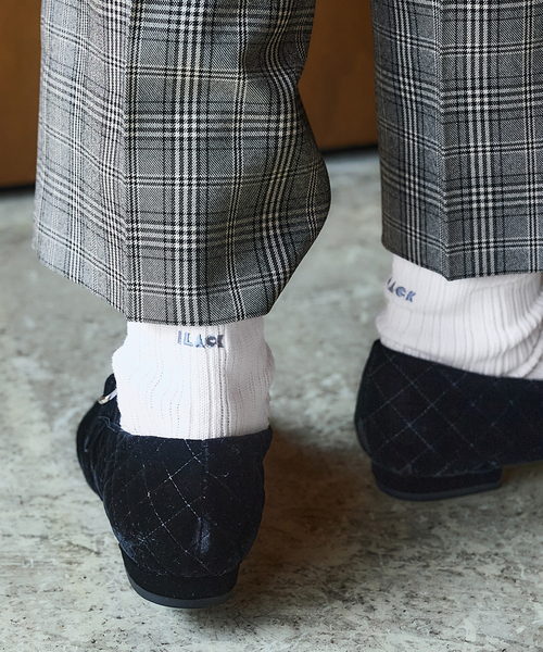 IENA(イエナ)の「《追加3》BLACK ソックス(ソックス/靴下・レディース・レッド/ホワイト系その他/チャコールグレー・FREE)」の9枚目の写真