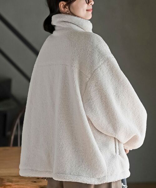 rps(アールピーエス)の「ボアスタンドブルゾン(ブルゾン・レディース・アイボリー/ブラック・フリー)」の11枚目の写真