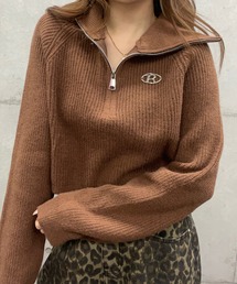 プレート付きハーフジップショート丈ニット