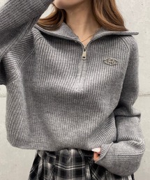 プレート付きハーフジップショート丈ニット