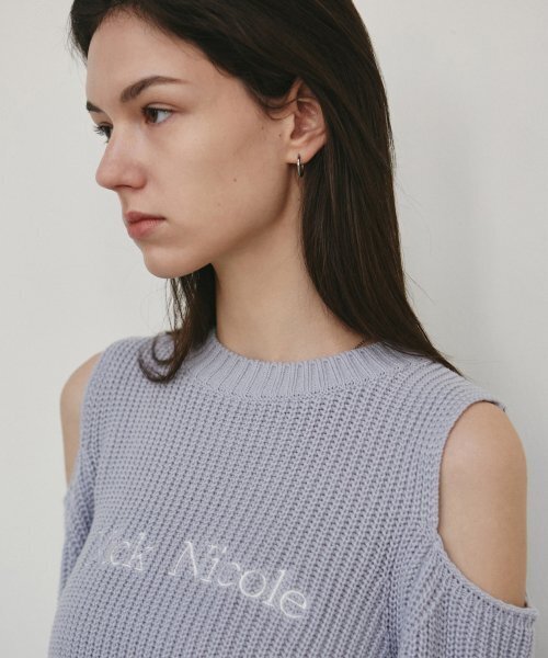 NICK&NICOLE（ニックアンドニコール）の「NICOLE CUT OUT CREW NECK KNIT_SORA（ニット/セーター・レディース・その他・FREE）」の2枚目の写真