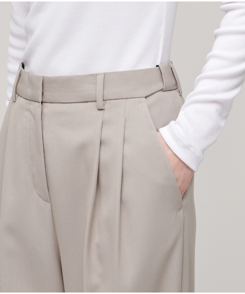 MUSINSA STANDARD WOMAN（ムシンサスタンダードウーマン）の「ウィメンズハイウエストワイドヒドゥンバンディングスラックス[ライトベージュ]（スラックス・レディース・その他・34/32/30/29/31/24/25/26/27/28）」の6枚目の写真