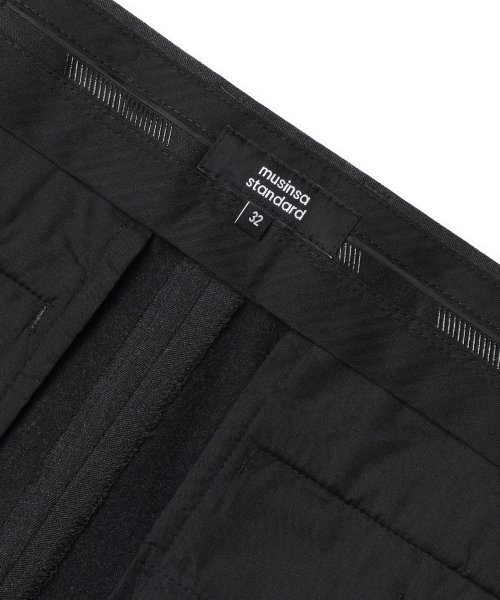 MUSINSA STANDARD（ムシンサスタンダード）の「ヘビーウェイトインナーナッピングテーパードヒドゥンバンディング10スラックス[チャコールグレー]（スラックス・メンズ・その他・40/38/42/26/27/28/29/36/34/32/30/31/33）」の6枚目の写真