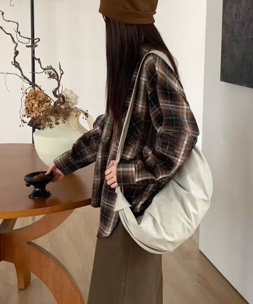Lace Ladies(レースレディース)の「チェック柄 前開き 長袖 ボタン シャツ(シャツ/ブラウス・レディース・ブラック/ネイビー/ブラウン・FREE)」の10枚目の写真