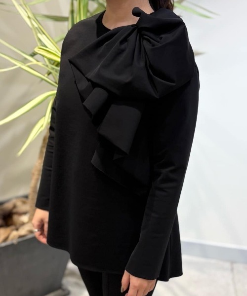 LE PHIL(ルフィル)の「◆ハイストポンチリボンモチーブラウス(シャツ/ブラウス・レディース・ブラック/ホワイト/ネイビー・F)」の4枚目の写真