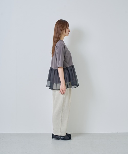 Kelen(ケレン)の「「KELEN / ケレン」アシンメトリー異素材コンビトップス(Tシャツ/カットソー・レディース・チャコールグレー/オフホワイト/ブラック/カーキ・S/M)」の21枚目の写真
