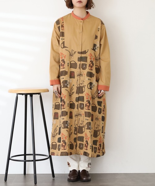 Emago(イマゴ)の「EMAGO ツボと花刺繍ワンピース 長袖(シャツワンピース・レディース・ベージュ/ブラック・FREE)」の12枚目の写真