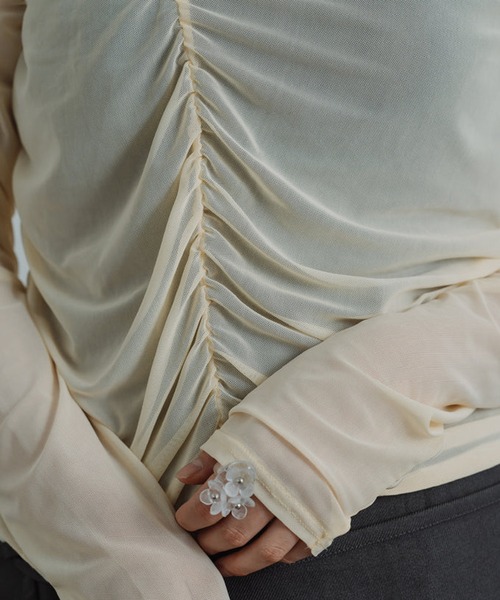 merrylatte(メリーラテ)の「sheer shirring tops(Tシャツ/カットソー・レディース・イエロー・FREE)」の13枚目の写真
