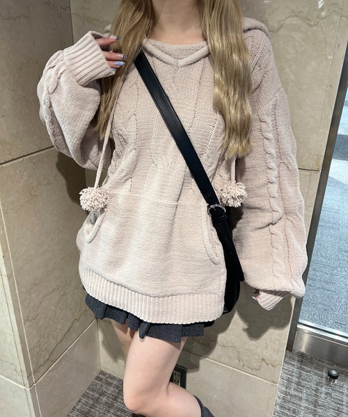 PHILLY(フィリー)の「ビッグフードポンポンニットパーカー(パーカー・レディース・グレー/ピンク/アイボリー・FREE)」の11枚目の写真