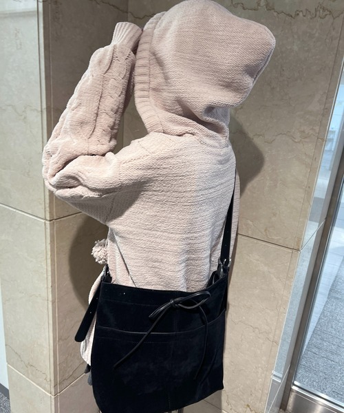 PHILLY(フィリー)の「ビッグフードポンポンニットパーカー(パーカー・レディース・グレー/ピンク/アイボリー・FREE)」の13枚目の写真