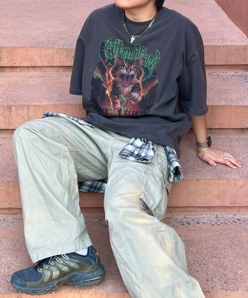 MOZMOZ(モズモズ)の「キトンアタック オーバーサイズ ピグメント 半袖Tシャツ ブラック(Tシャツ/カットソー・レディース・その他・M/XL/XXL)」の5枚目の写真