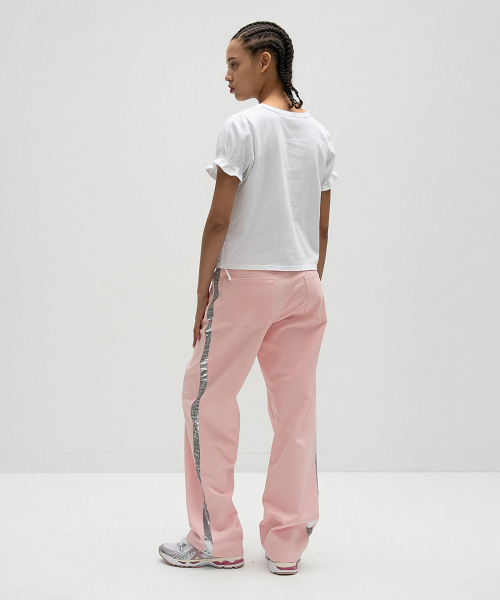 VENTE(ヴァンテ)の「ピンクのシルバーシーケン横飾りパンツ(デニムパンツ・レディース・その他・MEDIUM/SMALL)」の3枚目の写真