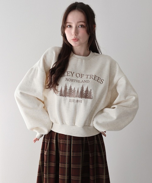 BLUEEAST(ブルーイースト)の「裏起毛フォレスト刺繍スウェット(スウェット・レディース・ネイビー/グレー/アイボリー・MEDIUM)」の6枚目の写真