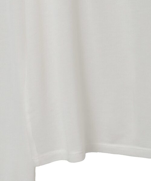 SOFFITTO(ソフィット)の「カシミヤシルク混ボートネックシアープルオーバー(Tシャツ/カットソー・レディース・ホワイト/ブラック・FREE)」の14枚目の写真