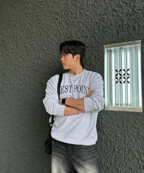 KANEITEI(カネイテイ)の「WEST POINT ARCH CREWNECK (MELANGE GRAY)(スウェット・レディース・グレー・MEDIUM/LARGE/X-LARGE)」の5枚目の写真