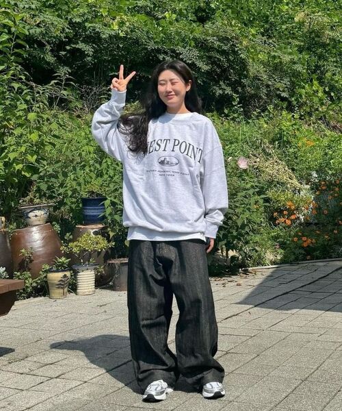 KANEITEI(カネイテイ)の「WEST POINT ARCH CREWNECK (MELANGE GRAY)(スウェット・レディース・グレー・MEDIUM/LARGE/X-LARGE)」の14枚目の写真