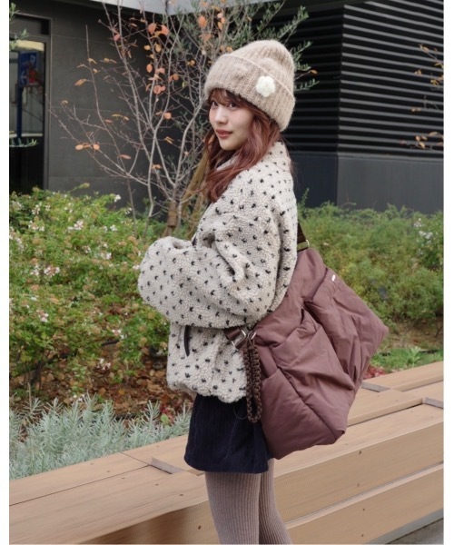 JUMELLE(ジュメロ)の「ボアプルオーバー(ニット/セーター・レディース・ベージュ・FREE)」の3枚目の写真