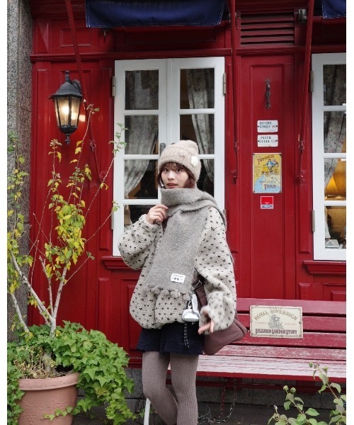 JUMELLE(ジュメロ)の「ボアプルオーバー(ニット/セーター・レディース・ベージュ・FREE)」の7枚目の写真