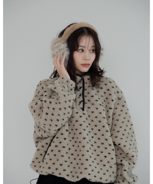 JUMELLE(ジュメロ)の「ボアプルオーバー(ニット/セーター・レディース・ベージュ・FREE)」の9枚目の写真