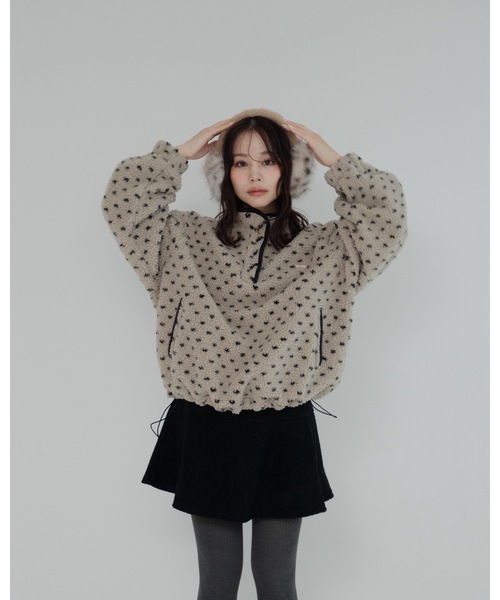 JUMELLE(ジュメロ)の「ボアプルオーバー(ニット/セーター・レディース・ベージュ・FREE)」の11枚目の写真