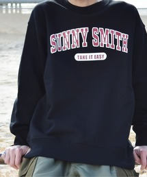 Sunny Smith（サニースミス）の「12.7オンス ヘビーウェイトカレッジ風アーチロゴ裏毛トレーナー（スウェット）」