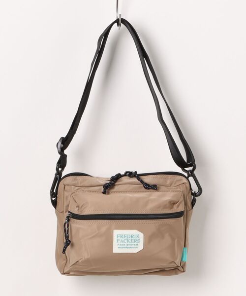 FREDRIK PACKERS（フレドリックパッカーズ）の「【FREDRIK PACKERS/フレドリックパッカーズ】NAUGHTIAM別注 ショルダーバッグ（ショルダーバッグ・メンズ・ベージュ/グレー/ブラック・FREE）」の17枚目の写真