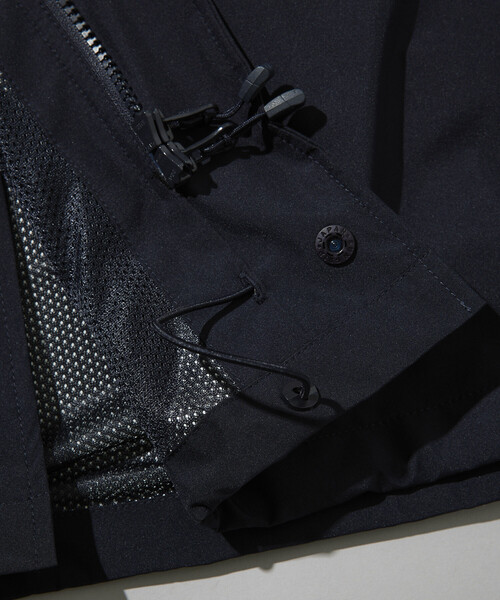 +phenix（プラスフェニックス）の「+phenix/プラスフェニックス 別注 GORE-TEX WINDSTOPPER SHORT MODS COAT/ゴアテックス ウインドストッパー ショートモッズコート（ブルゾン・メンズ・ブラック/オリーブ/ネイビー・SMALL/LARGE/MEDIUM）」の15枚目の写真