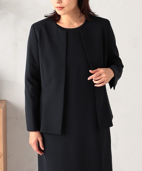 GALLORIA（ギャローリア）の「【セットアップで着られる】キレメクペプラムジャケット（ノーカラージャケット・レディース・ネイビー/ライトベージュ・L/LL/M/S）」の7枚目の写真