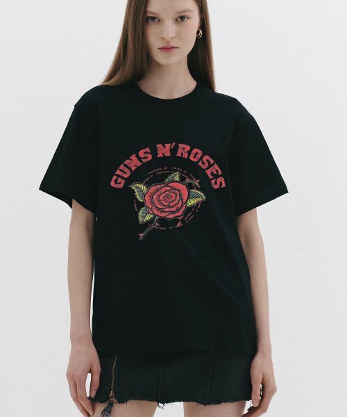 Bravado(ブラヴァド)の「GNR Red Rose BK (BRENT2360)(Tシャツ/カットソー・メンズ・その他・M/L/XL/XXL)」の2枚目の写真