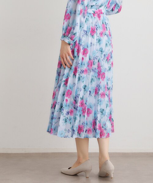LAURA ASHLEY(ローラアシュレイ)の「【手洗い可/同柄アイテムあり】フリーサム ヘイズ柄 プリーツスカート(スカート・レディース・ホワイト系3/ブルー系5・38/40)」の7枚目の写真