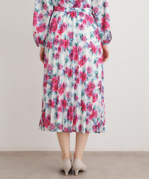 LAURA ASHLEY(ローラアシュレイ)の「【手洗い可/同柄アイテムあり】フリーサム ヘイズ柄 プリーツスカート(スカート・レディース・ホワイト系3/ブルー系5・38/40)」の13枚目の写真