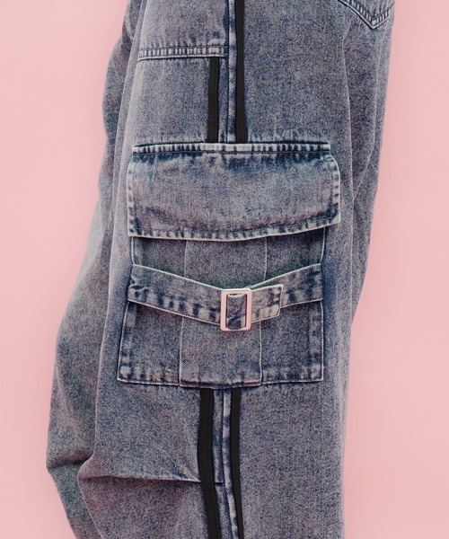 ANAP GiRL(アナップガール)の「タック入り ライン デニム カーゴ パンツ(その他パンツ・キッズ・ブラック/ライトブルー・M/S/XS)」の16枚目の写真