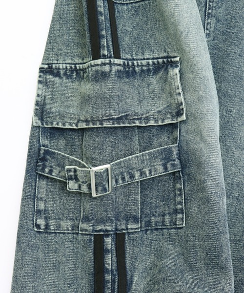 ANAP GiRL(アナップガール)の「タック入り ライン デニム カーゴ パンツ(その他パンツ・キッズ・ブラック/ライトブルー・M/S/XS)」の7枚目の写真