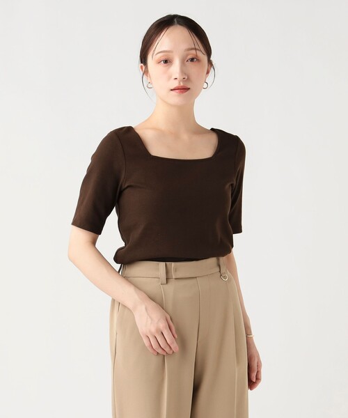BEAMS HEART（ビームスハート）の「メタルチャーム スクエアネック Tシャツ（Tシャツ/カットソー・レディース・オフホワイト/ネイビー/グリーン/ブラウン・FREE）」の7枚目の写真