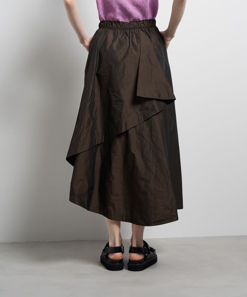 LANVIN en Bleu（ランバンオンブルー）の「メモリータフタ2WAYスカート（スカート・レディース・グレー/ブラック/ブラウン・36/38）」の9枚目の写真