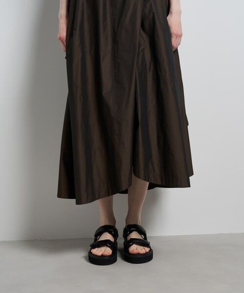 LANVIN en Bleu（ランバンオンブルー）の「メモリータフタ2WAYスカート（スカート・レディース・グレー/ブラック/ブラウン・36/38）」の11枚目の写真