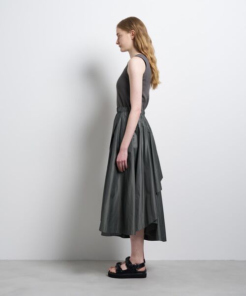 LANVIN en Bleu（ランバンオンブルー）の「メモリータフタ2WAYスカート（スカート・レディース・グレー/ブラック/ブラウン・36/38）」の13枚目の写真