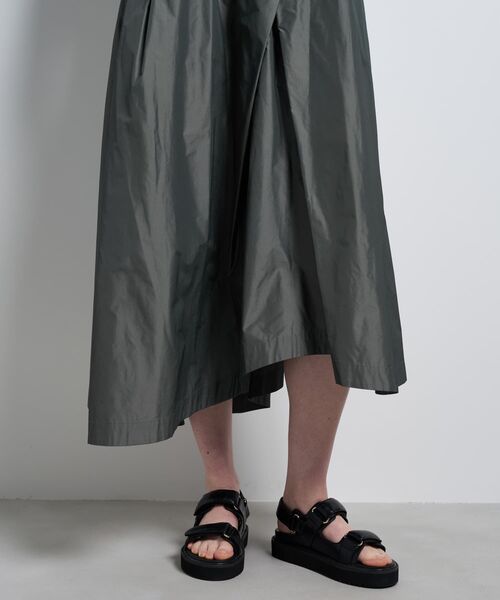 LANVIN en Bleu（ランバンオンブルー）の「メモリータフタ2WAYスカート（スカート・レディース・グレー/ブラック/ブラウン・36/38）」の19枚目の写真