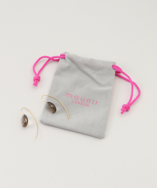 Noble（ノーブル）の「mounir/ムーニエ ドロップピアス(スモーキークォーツ)（ピアス（両耳用）・レディース・ゴールド・FREE）」の4枚目の写真