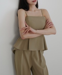 Louere（ルエレ）の「【肩紐取り外し可能】ペプラムベアトップsetタックパンツ[高身長サイズMT有り]（セットアップ）」