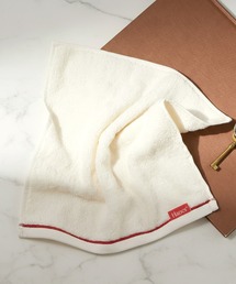 HANES（ヘインズ）の「【Hanes】ヘインズ 今治タオル 日本製 キューブボックス入りタオル ハンカチ（ハンカチ/ハンドタオル）」