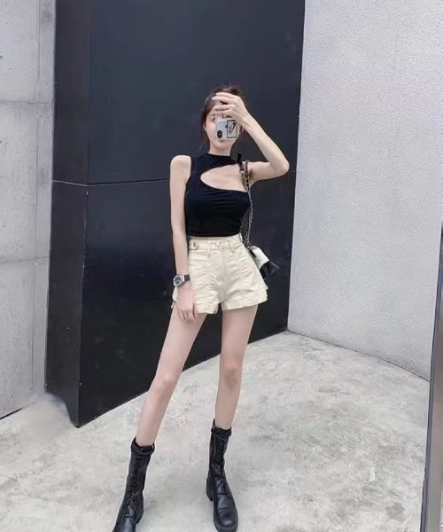 Ritzy(リッツィー)の「サイドジッパーショートパンツ(その他パンツ・レディース・ブラック/ベージュ・L/M)」の15枚目の写真