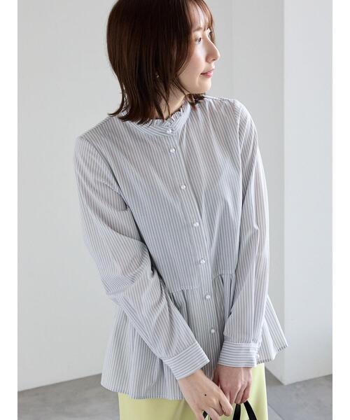 Te chichi（テチチ）の「パール釦スタンドフリルペプラムブラウス（シャツ/ブラウス・レディース・グレー/オフホワイト/サックスブルー/ピンク・F）」の8枚目の写真