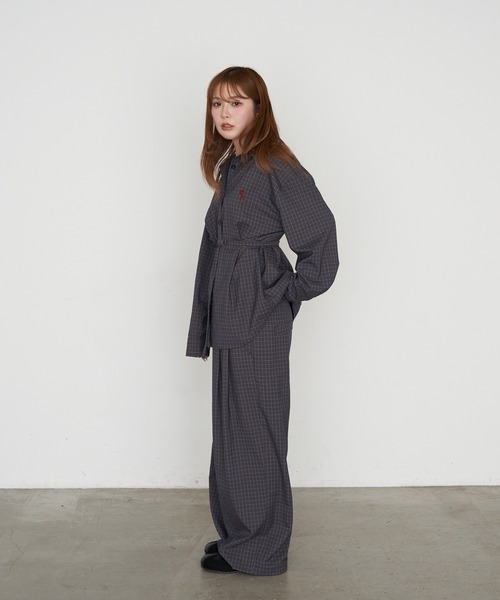 RAY CASSIN（レイカズン）の「【セットアップで着られる】オーバーサイズ胸刺繍チェックシャツ（シャツ/ブラウス・レディース・ベージュ系その他2/グレー系その他2/ネイビー・FREE）」の9枚目の写真