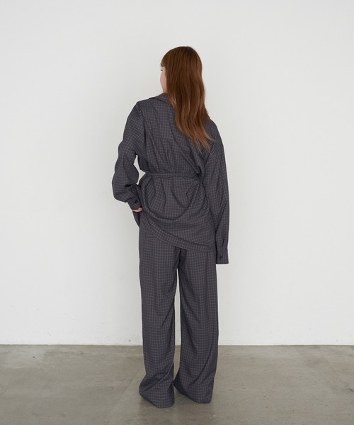 RAY CASSIN（レイカズン）の「【セットアップで着られる】オーバーサイズ胸刺繍チェックシャツ（シャツ/ブラウス・レディース・ベージュ系その他2/グレー系その他2/ネイビー・FREE）」の10枚目の写真