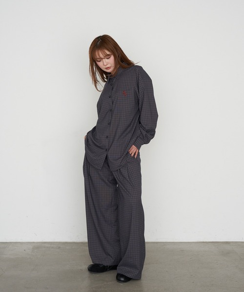 RAY CASSIN（レイカズン）の「【セットアップで着られる】オーバーサイズ胸刺繍チェックシャツ（シャツ/ブラウス・レディース・ベージュ系その他2/グレー系その他2/ネイビー・FREE）」の12枚目の写真