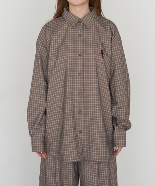 RAY CASSIN(レイカズン)の「【セットアップで着られる】オーバーサイズ胸刺繍チェックシャツ(シャツ/ブラウス・レディース・ベージュ系その他2/グレー系その他2/ネイビー・FREE)」の22枚目の写真